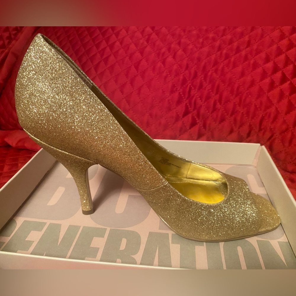 Gold glitter stilettos